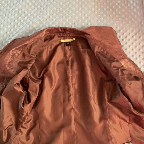 Ashley B Bernardo Genuine leather zip blazer (M) - Picture 6 of 9